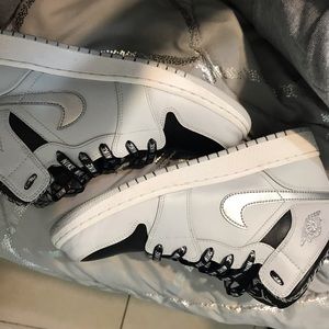 more pics of the jordans